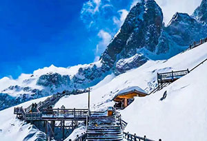 Explore Dagu Glacier, one of the world’s lowest-latitude glaciers